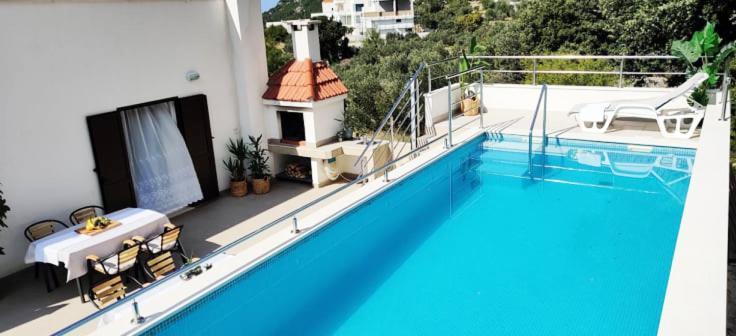 מאקרסקה Holiday Home מראה חיצוני תמונה