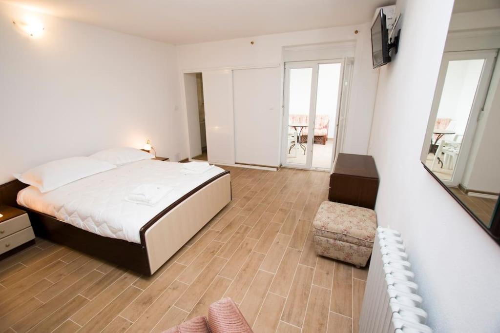 מאקרסקה Holiday Home מראה חיצוני תמונה