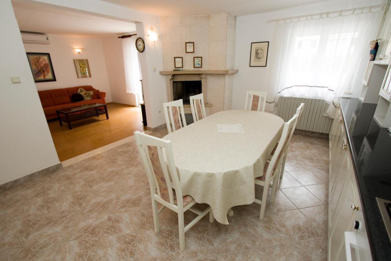 מאקרסקה Holiday Home מראה חיצוני תמונה